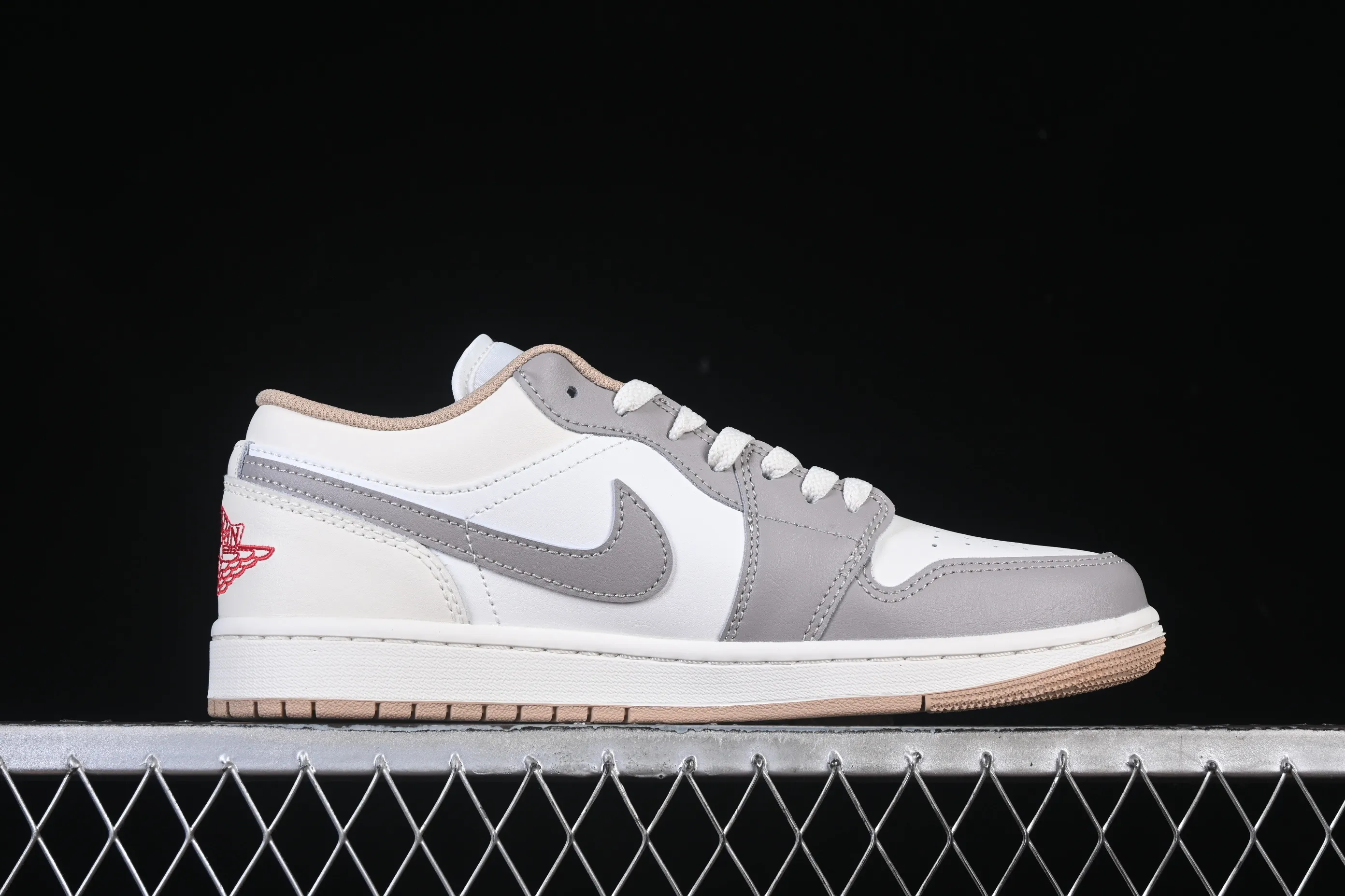 All categories Air Jordan Jordan series basketball shoes Air Jordan 1 Low G version pure original Air Jordan 1 Low AJ1 Joe 1 meter gray low-top retro culture basketball shoes 553558-169